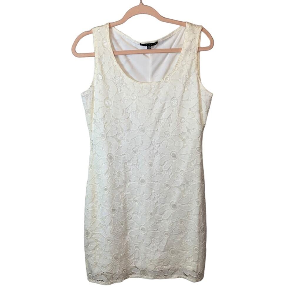 Tiana B Cream Lace Sheath Dress Medium‎ Floral Embroidered Sleeveless Cocktail